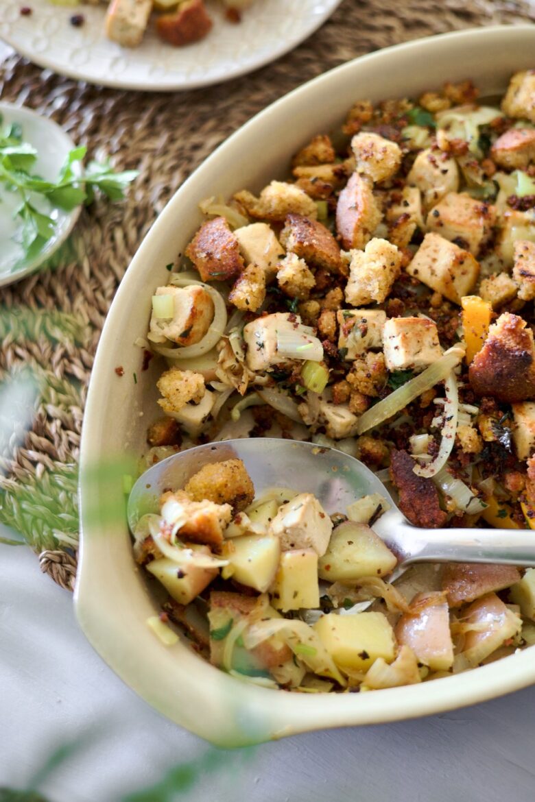 Portuguese-Sautéed-Tofu-Veggies-cornbread-Gomes-de-Sá-style-broa-de-milho - 10