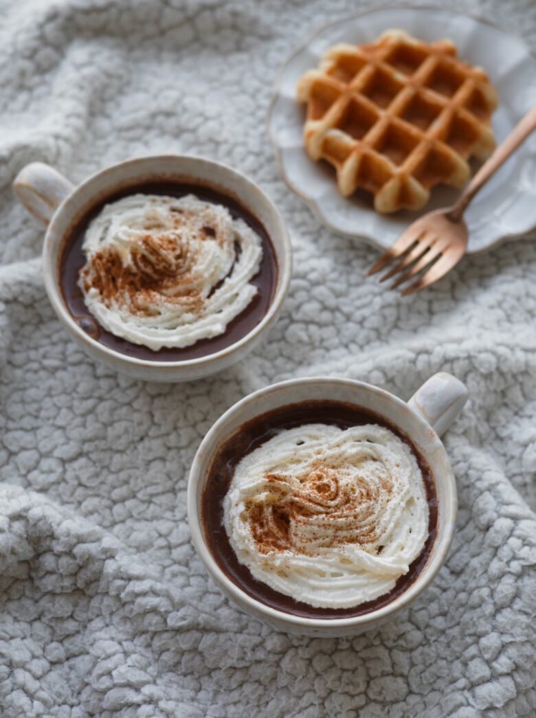 healthy-vegan-gingerbread-hot-chocolate - 4 - cópia